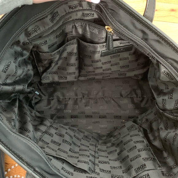 Black Michael Kors Tote Bag - Picture 6 of 7
